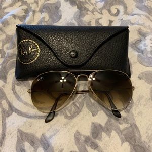 Ray ban aviator sunglasses